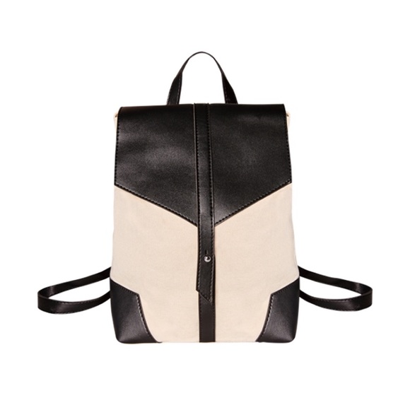 Deux Lux Handbags - Deux Lux Demi Backpack